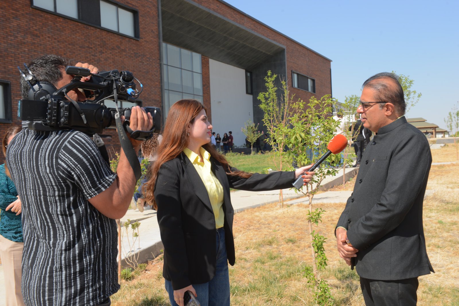 Celebration of Gandhi Jayanti at Sami Abdulrahman Park and a plantation drive organized at the University of Kurdistan Hewlêr Medical College on 02 October 2025.